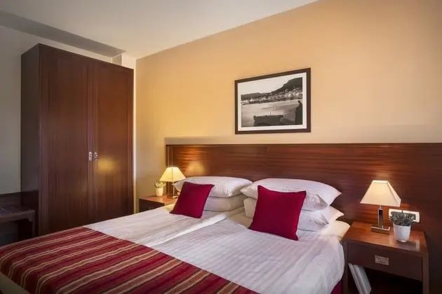 Classic Üç Kişilik Oda