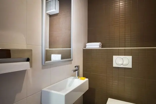 Superior Apart Daire, Balkon, Park Manzaralı