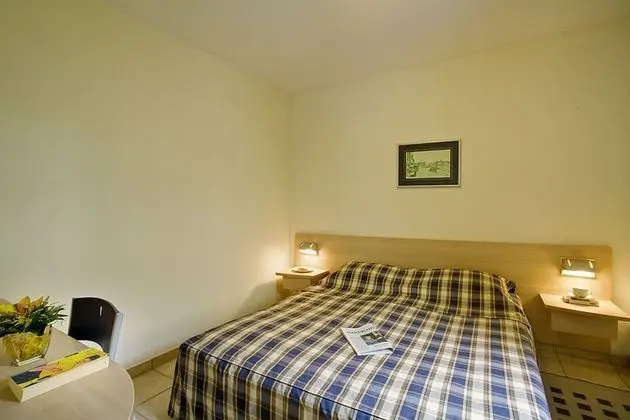 Apartment for 2+2 - Residence