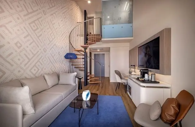 V level Suite for 2+2 Seaview