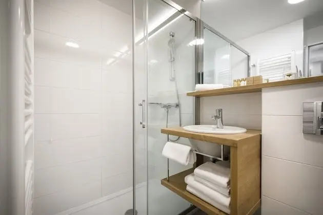 Room for 2+1 Seaview