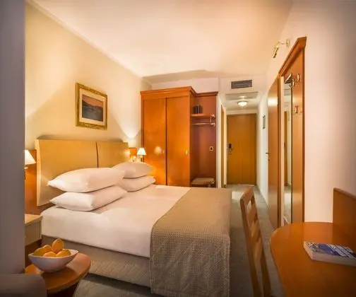 Room for 2+1 Seaview
