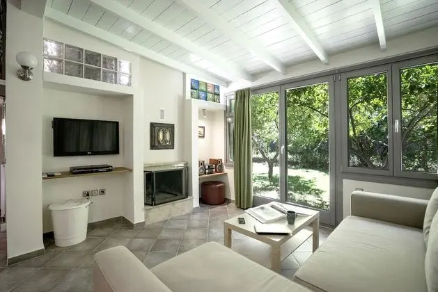 Apart Daire, Veranda