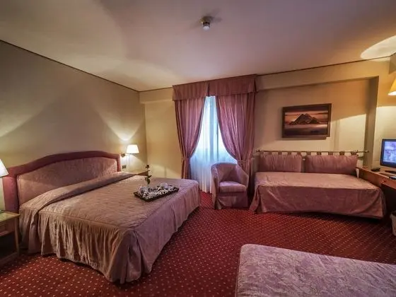 Family Oda (Quadruple)