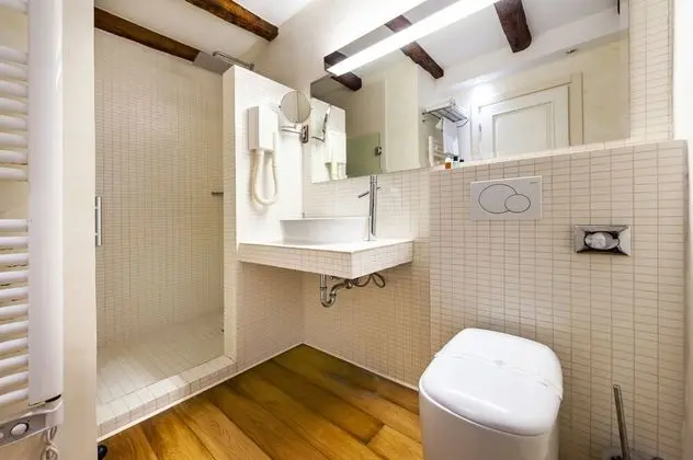 Junior Stüdyo Süit