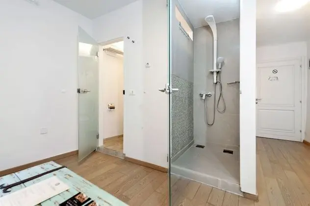 Junior Stüdyo Süit