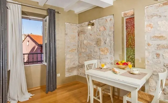 Superior Apart Daire