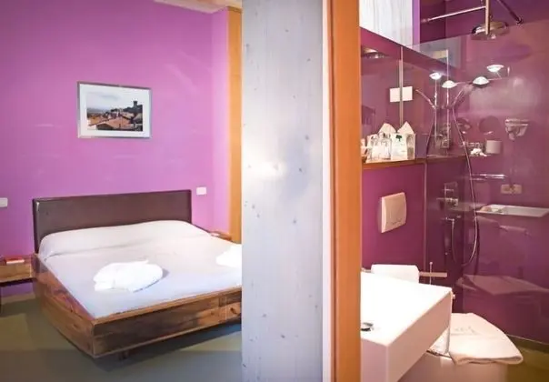 Deluxe Tek Büyük Yataklı Oda (Cantina Master with Garden)