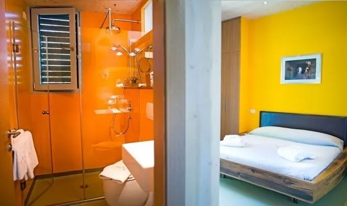 Tek Büyük Yataklı Oda (Cantina Double with Garden)