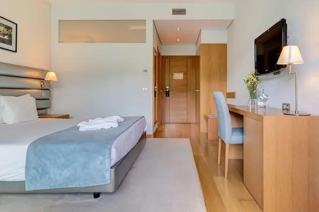 Tek Büyük Yataklı Oda (With Extra Bed)
