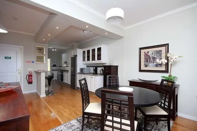 Apart Daire, 2 Yatak Odası, Balkon, Deniz Manzaralı