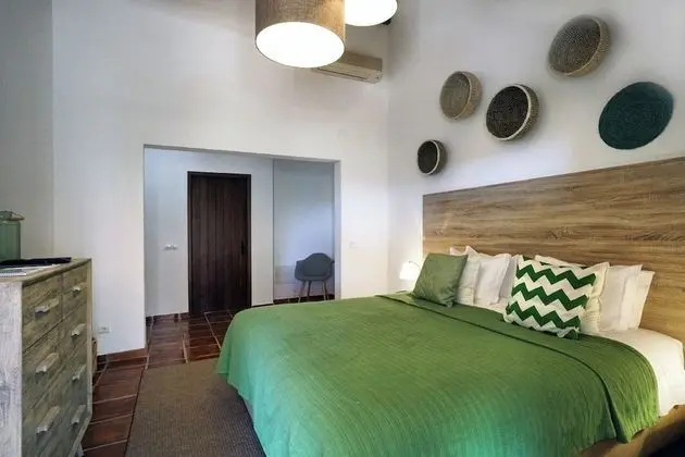 Tek Büyük veya İki Ayrı Yataklı Oda