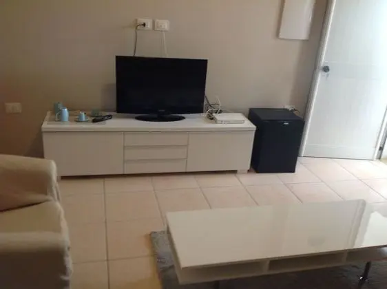 Standard Tek Büyük Yataklı Oda, Kısmi Deniz Manzarası