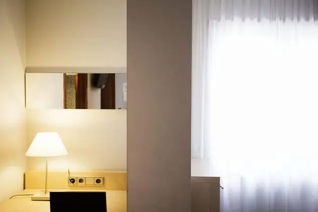 Economy Tek Büyük Yataklı Oda (2 pax)