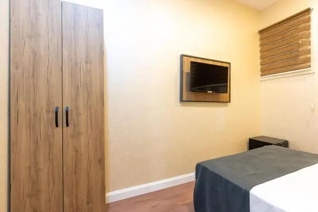 Standart Oda, Şehir Manzaralı, Büyük Yataklı