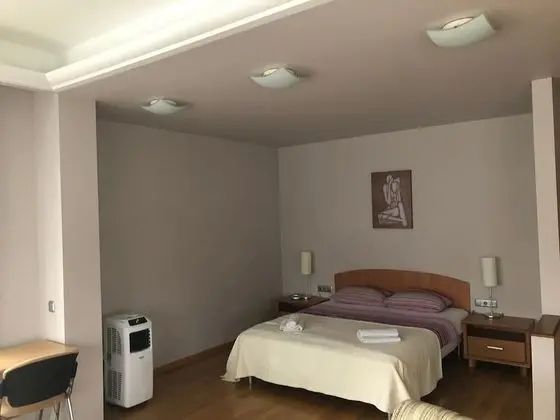 Luxury Tek Büyük Yataklı Oda
