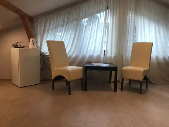 Luxury Tek Büyük Yataklı Oda