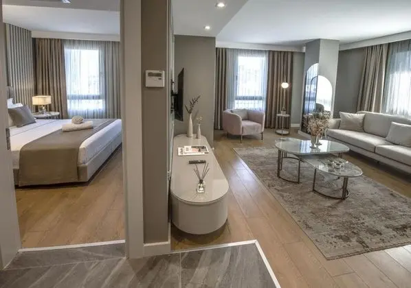 Superior Suite