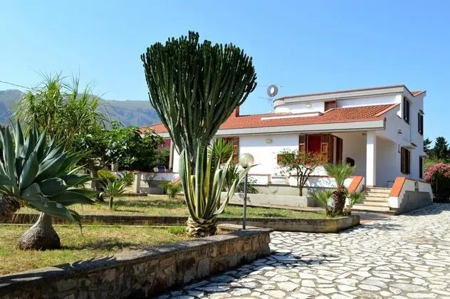 Villa, Sigara İçilebilir