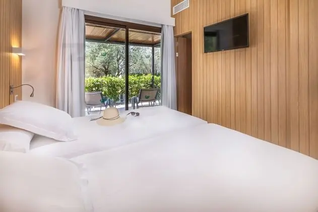 Bungalov, Teras (Golden)
