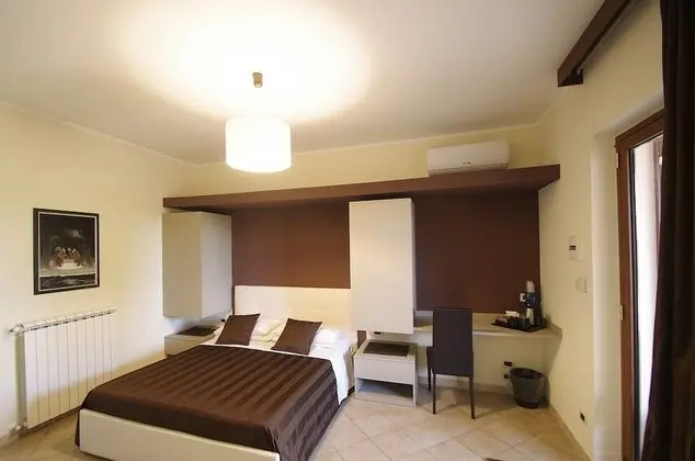 Tek Büyük Yataklı Oda