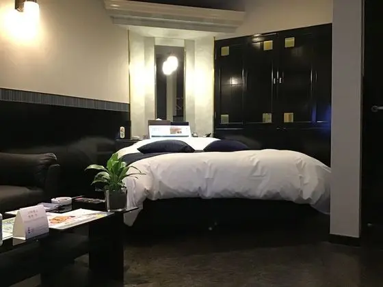 Deluxe Tek Büyük Yataklı Oda, Sigara İçilebilir