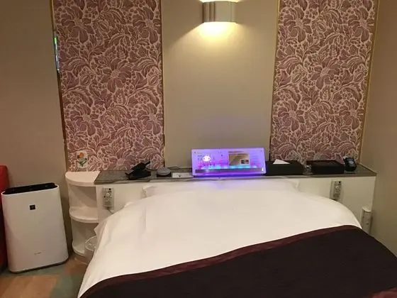 Deluxe Tek Büyük Yataklı Oda, Sigara İçilebilir
