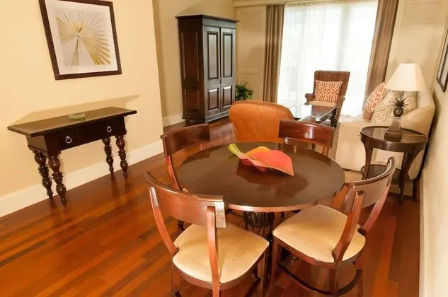 Luxury Two Bedroom Villa with 2 Kings