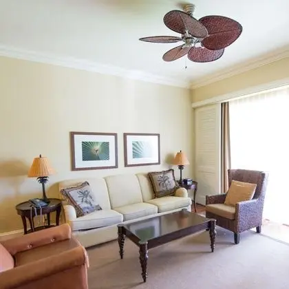 Luxury Two Bedroom Villa with King and 2 Doubles