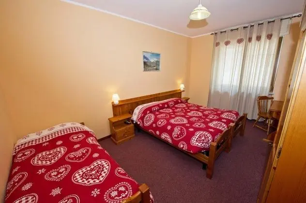 Üç Kişilik Oda, Balkon