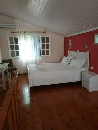 Family Dubleks, 1 Yatak Odası, Havuz Manzaralı, Bahçeli