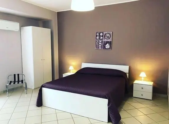 Standard Tek Büyük Yataklı Oda, Bahçe Manzaralı