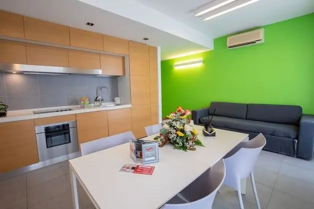 Deluxe Süit, 1 Yatak Odası, Kısmi Deniz Manzaralı