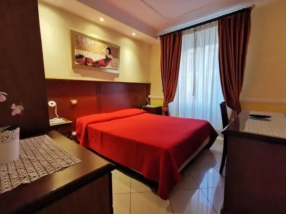 Tek Büyük veya İki Ayrı Yataklı Oda