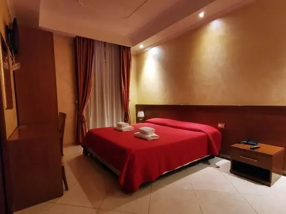 Tek Büyük veya İki Ayrı Yataklı Oda