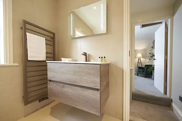 Deluxe Süit, Banyolu/Duşlu (King size and sofa bed)