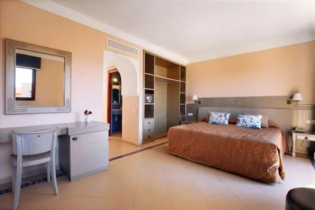 Standard Tek Büyük Yataklı Oda