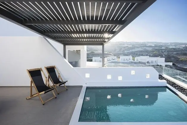 Suite, 2 Bedrooms, Private Heated Pool, Sea View (L)
