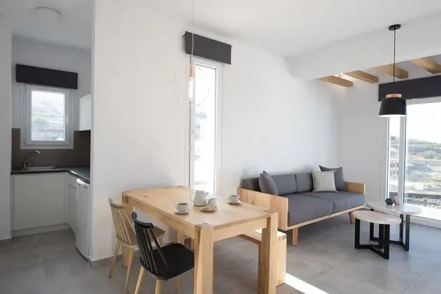 Suite, 2 Bedrooms, Private Heated Pool, Sea View (R)