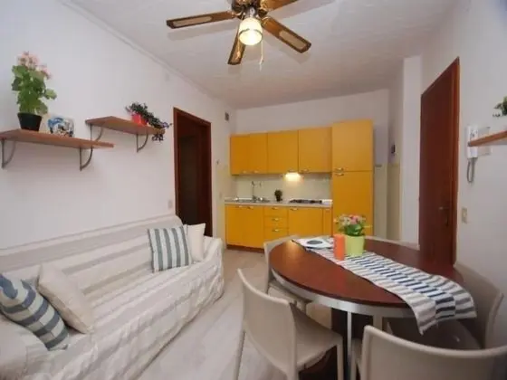 Apart Daire, 2 Yatak Odası, Bahçe Manzaralı