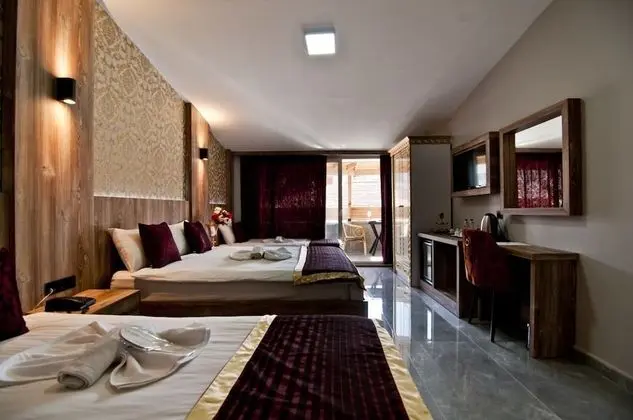Standard Dört Kişilik Oda