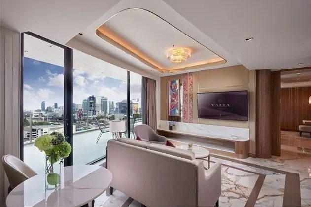 Valia Suite Club Lounge Access