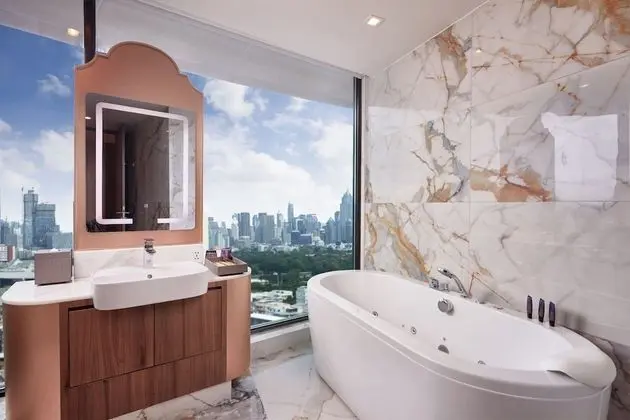 Valia Suite Club Lounge Access