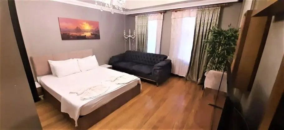 Üç Kişilik Oda