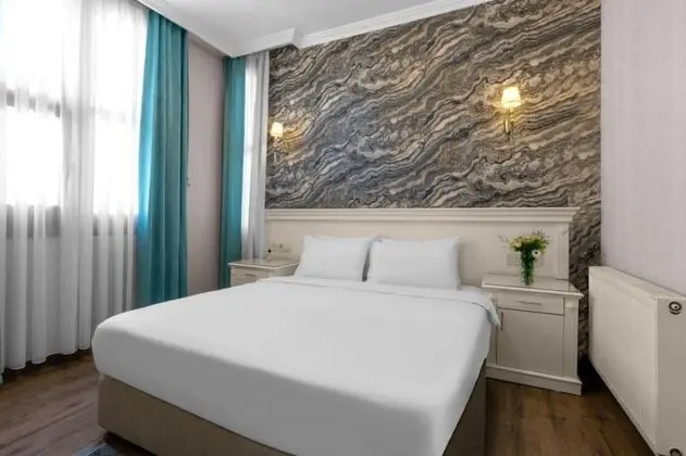 Suite Oda Sehir Manzarali
