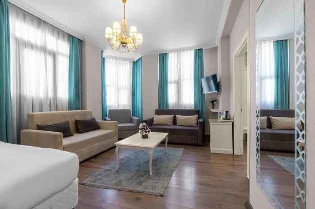 Suite Oda Sehir Manzarali