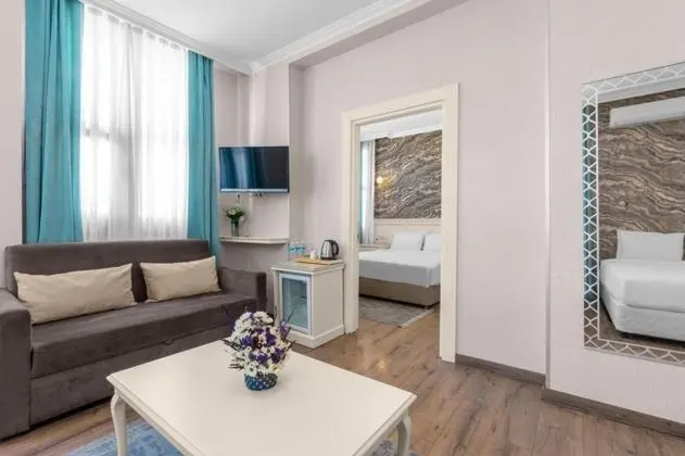 Suite Oda Sehir Manzarali
