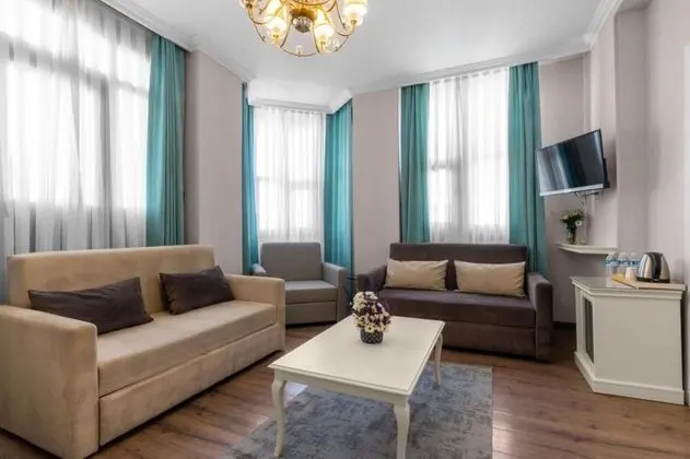 Suite Oda Sehir Manzarali