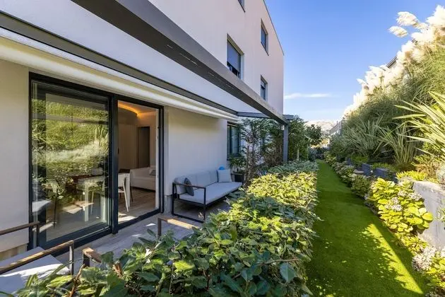 Standard Apart Daire, 1 Yatak Odası, Avlu Manzaralı