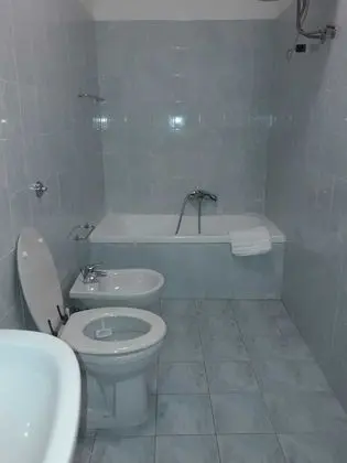 Classic Tek Büyük veya İki Ayrı Yataklı Oda